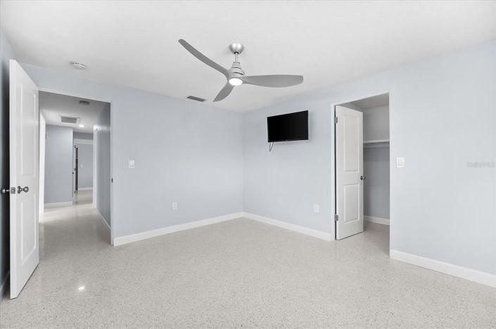 Image No.29-3 Bed Property for sale