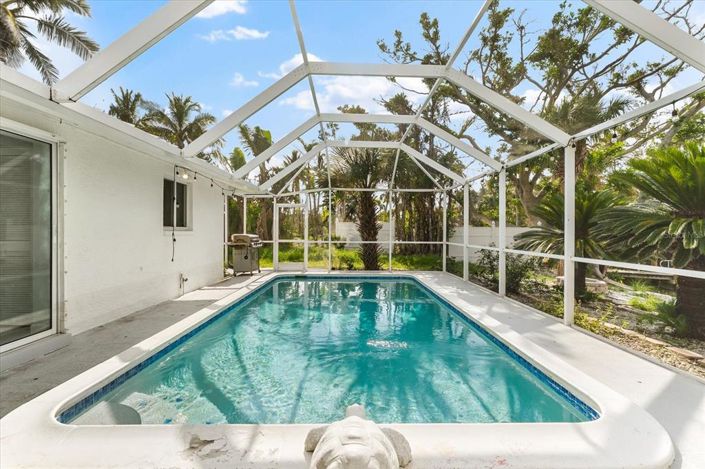 Image No.36-3 Bed Property for sale