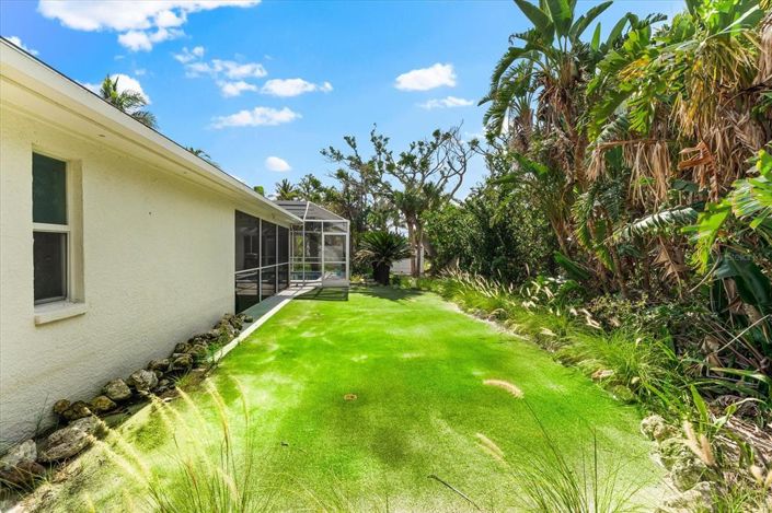 Image No.47-3 Bed Property for sale