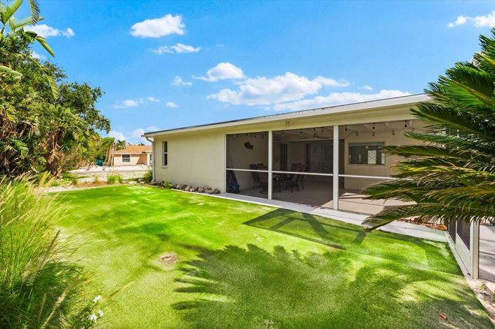 Image No.48-3 Bed Property for sale