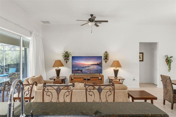 Image No.25-5 Bed Property for sale