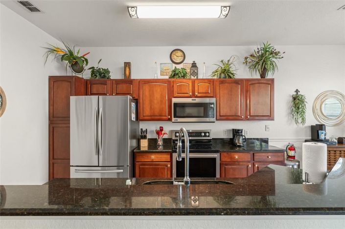 Image No.37-5 Bed Property for sale