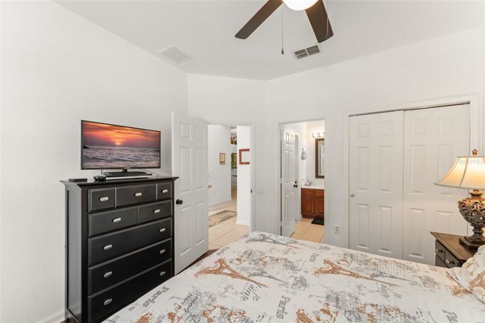 Image No.43-5 Bed Property for sale