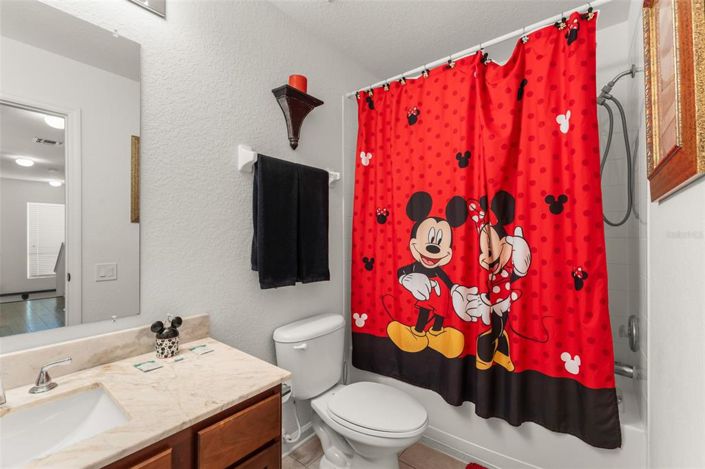 Image No.51-5 Bed Property for sale