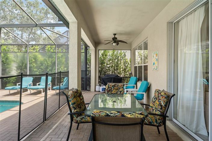 Image No.55-5 Bed Property for sale