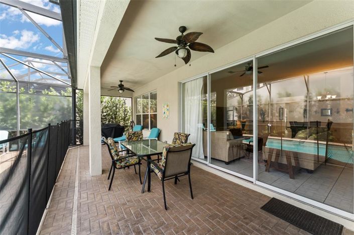 Image No.56-5 Bed Property for sale