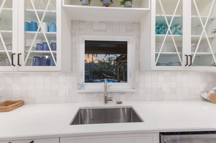 Image No.13-5 Bed Property for sale