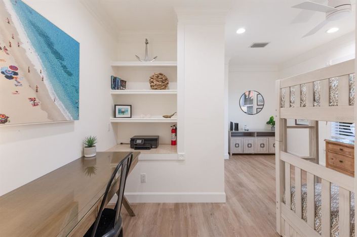 Image No.32-5 Bed Property for sale