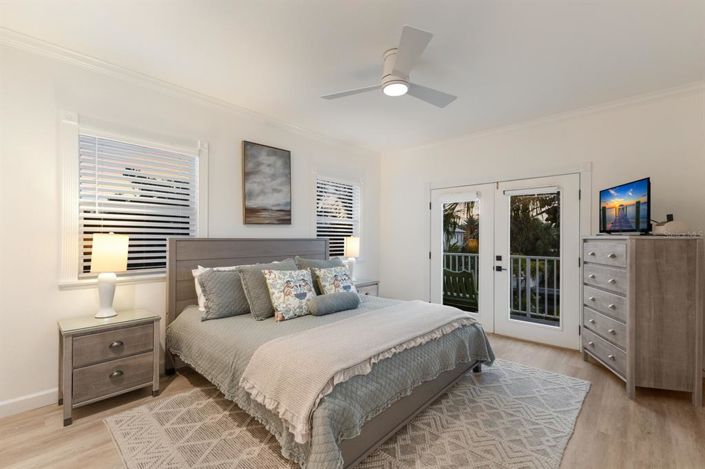 Image No.34-5 Bed Property for sale