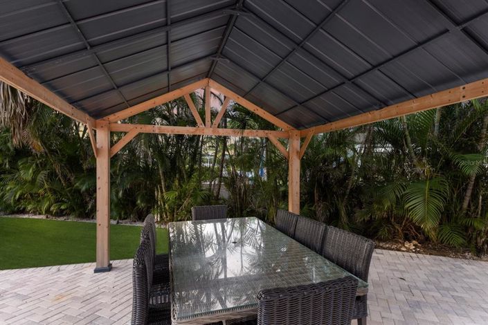 Image No.53-5 Bed Property for sale