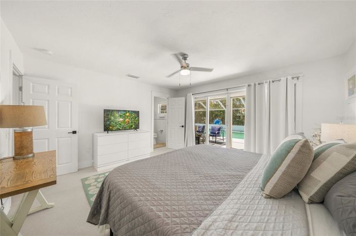 Image No.14-3 Bed Property for sale