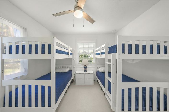 Image No.17-3 Bed Property for sale