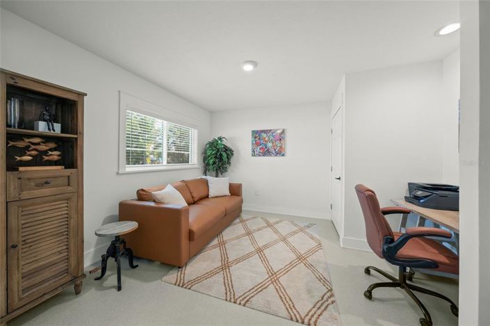 Image No.20-3 Bed Property for sale