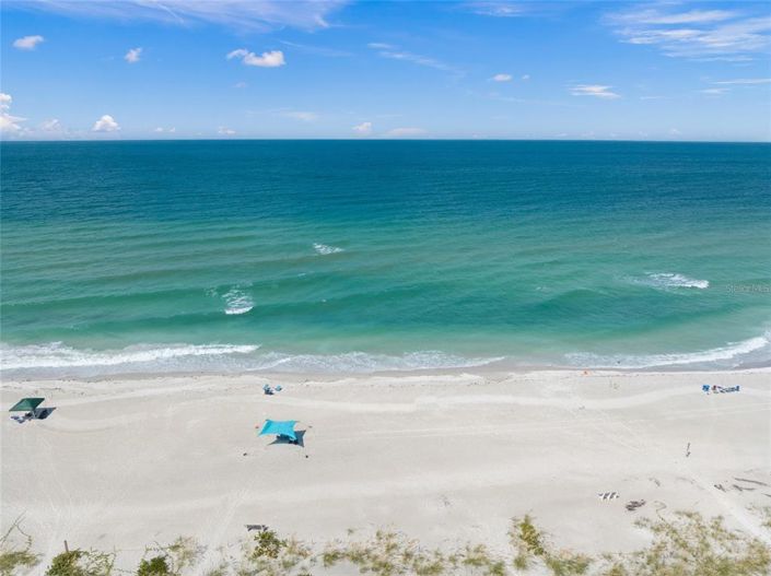 Image No.27-3 Bed Property for sale