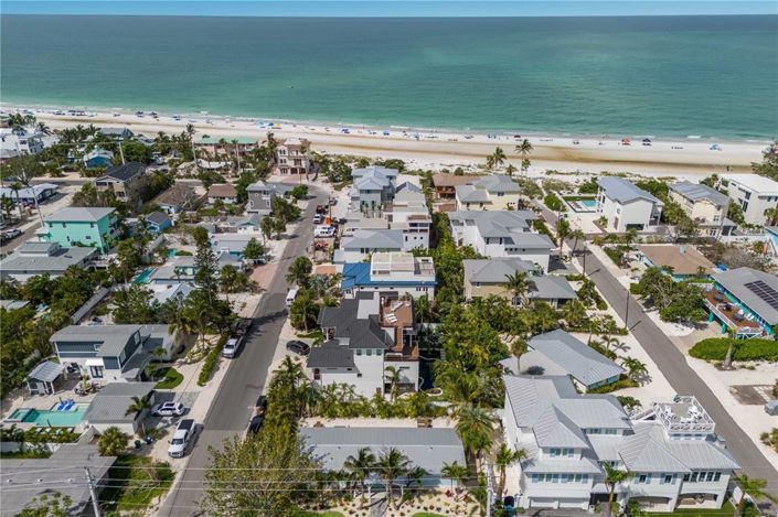 Image No.27-3 Bed Property for sale