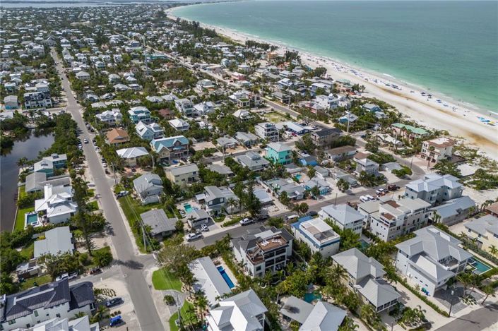 Image No.33-3 Bed Property for sale