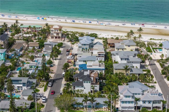 Image No.34-3 Bed Property for sale