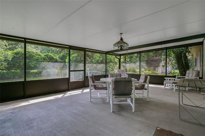 Image No.27-4 Bed Property for sale