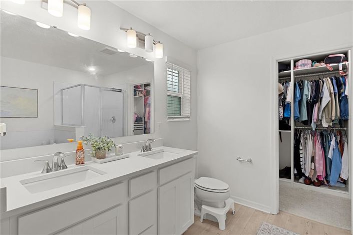 Image No.23-3 Bed Property for sale