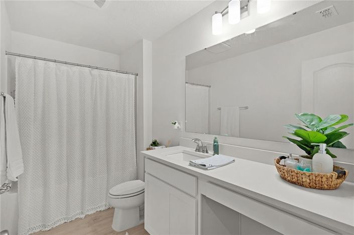 Image No.29-3 Bed Property for sale