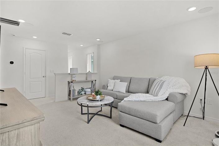 Image No.32-3 Bed Property for sale