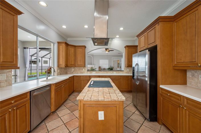 Image No.13-5 Bed Property for sale