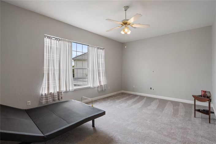 Image No.24-5 Bed Property for sale