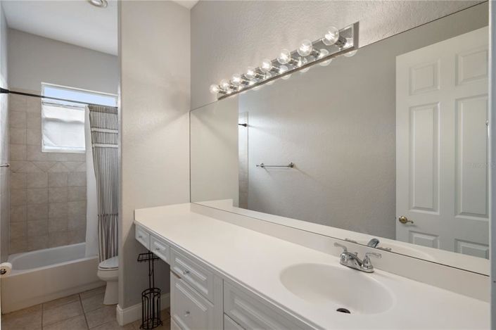 Image No.29-5 Bed Property for sale