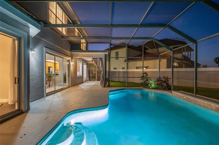 Image No.37-5 Bed Property for sale