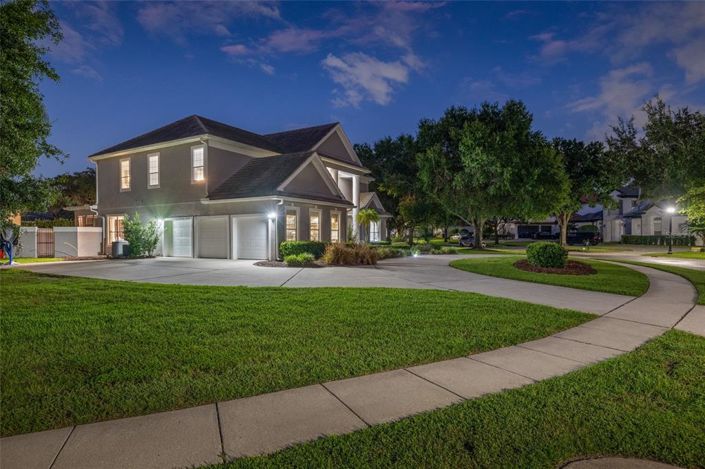 Image No.55-5 Bed Property for sale