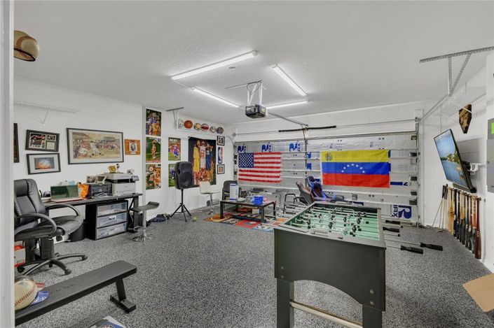 Image No.23-5 Bed Property for sale