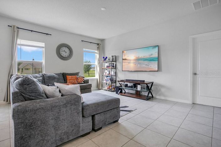 Image No.6-3 Bed Property for sale