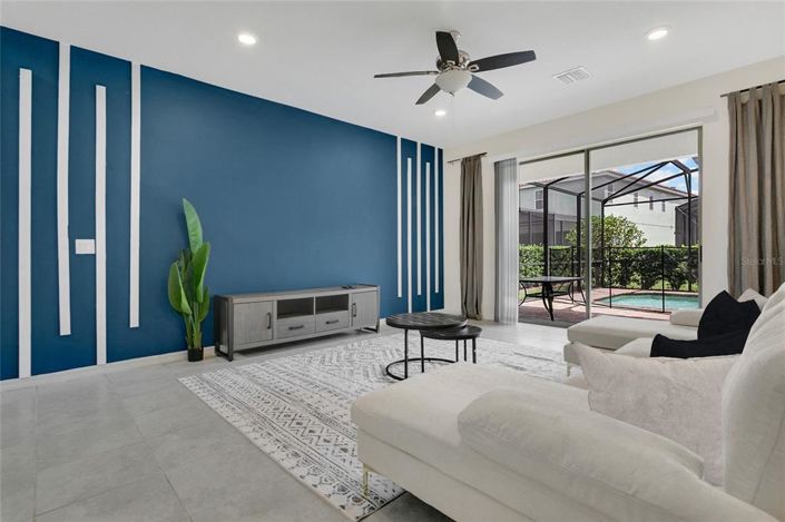 Image No.9-5 Bed Property for sale