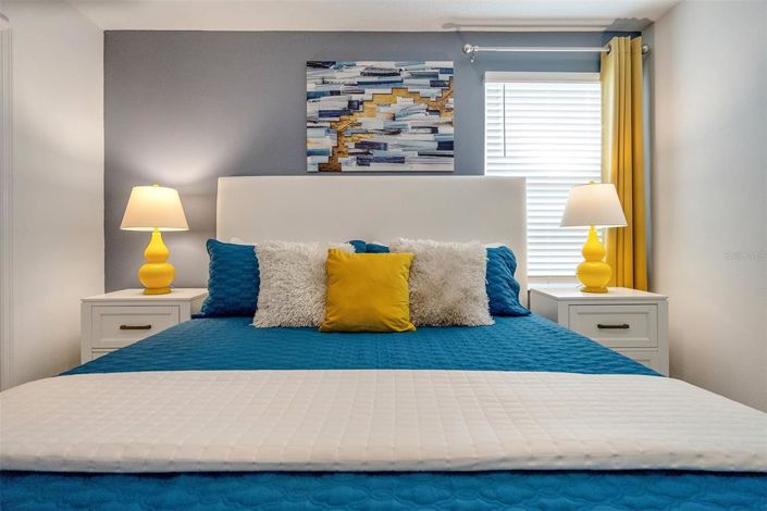 Image No.31-8 Bed Property for sale