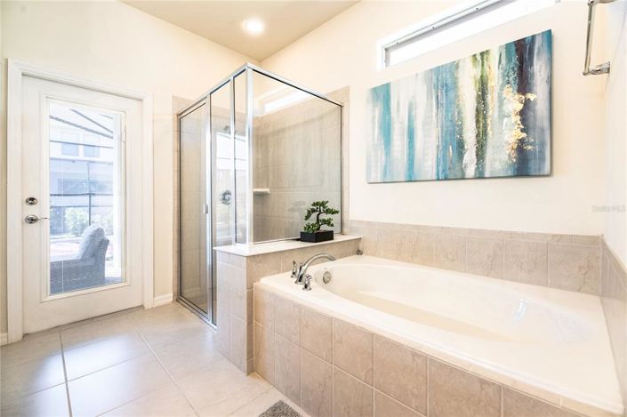 Image No.14-7 Bed Property for sale