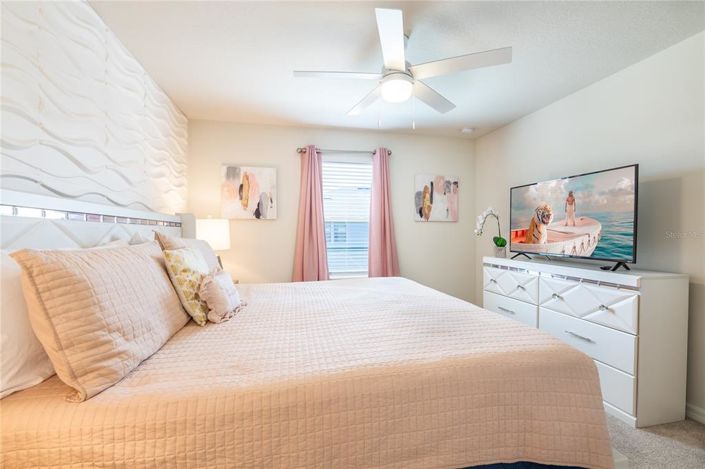 Image No.28-7 Bed Property for sale