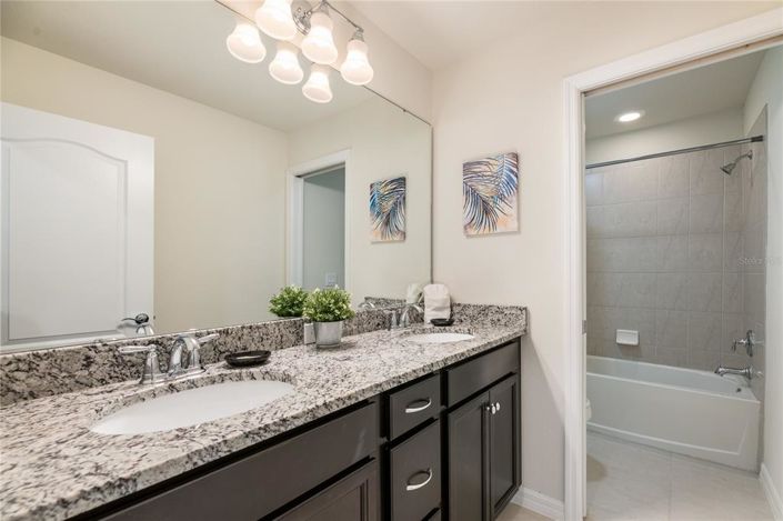 Image No.29-7 Bed Property for sale