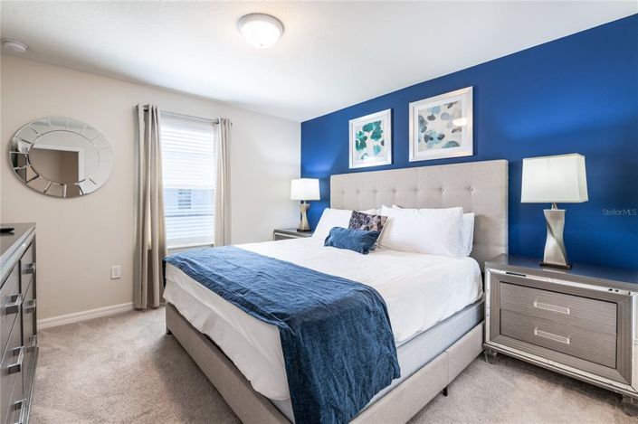 Image No.30-7 Bed Property for sale