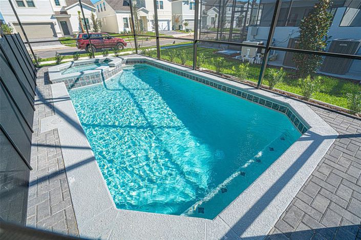 Image No.34-7 Bed Property for sale