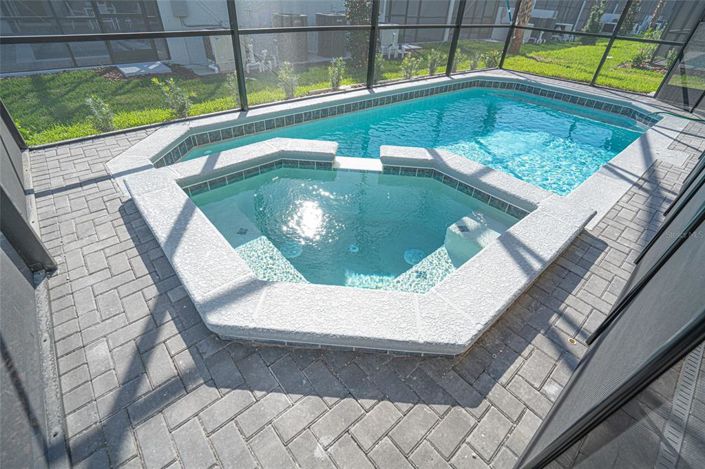 Image No.37-7 Bed Property for sale