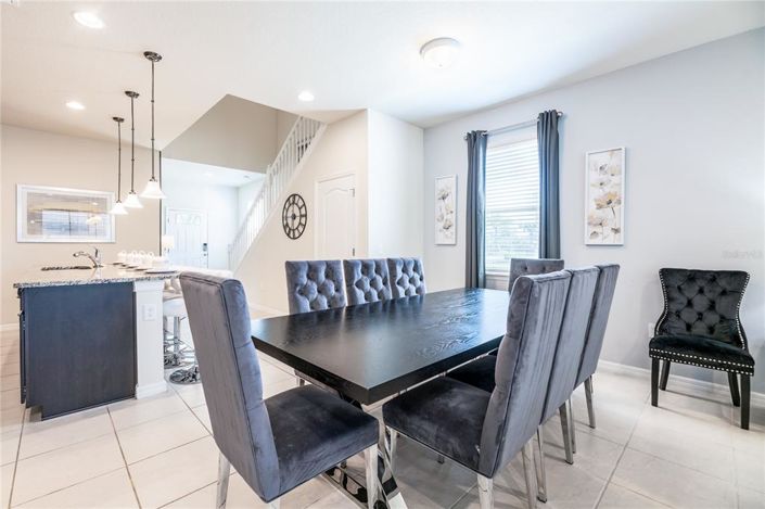 Image No.7-7 Bed Property for sale