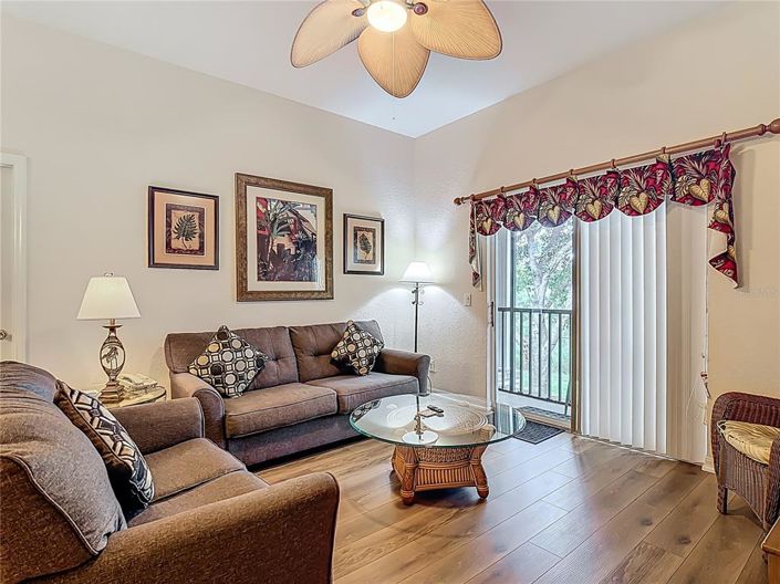 Image No.12-3 Bed Property for sale