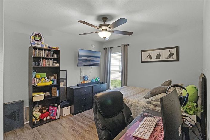 Image No.25-4 Bed Property for sale