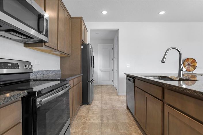 Image No.12-5 Bed Property for sale