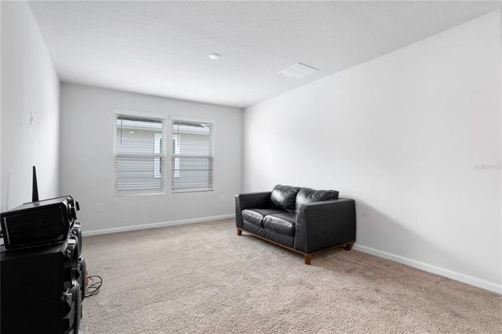 Image No.26-5 Bed Property for sale