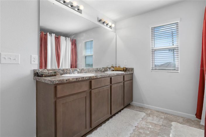 Image No.30-5 Bed Property for sale