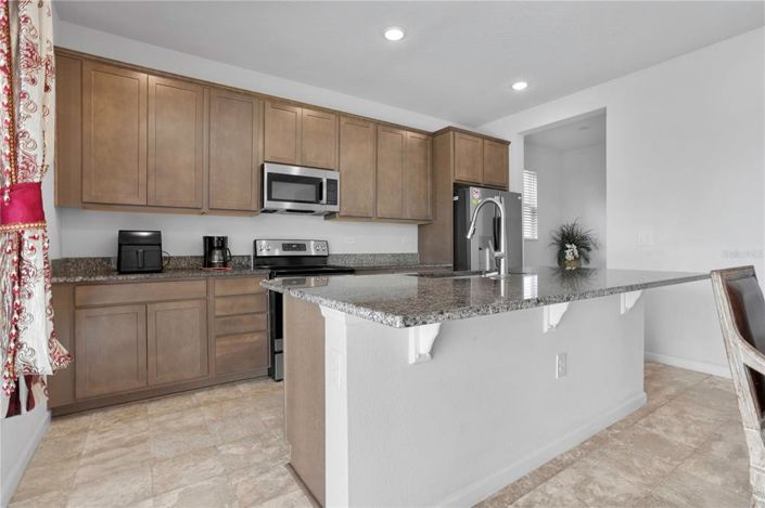 Image No.9-5 Bed Property for sale