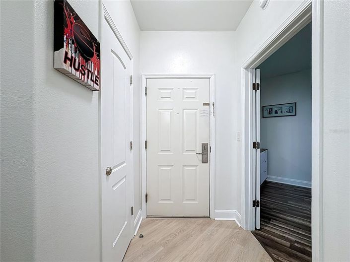 Image No.2-1 Bed Property for sale