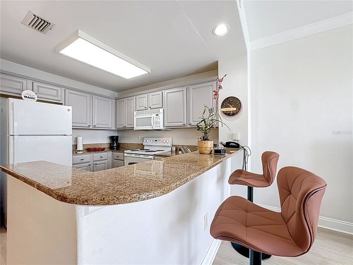 Image No.21-1 Bed Property for sale