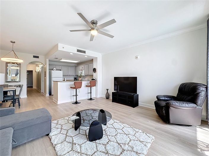 Image No.25-1 Bed Property for sale